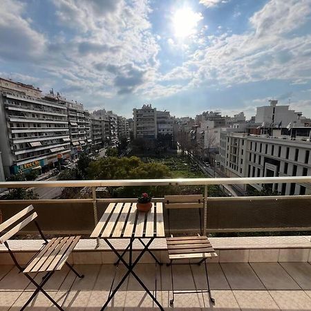 Maria'S Sunlit Apartment 比雷埃夫斯 外观 照片
