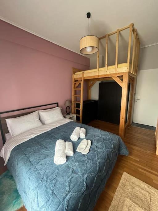 Maria'S Sunlit Apartment 比雷埃夫斯 外观 照片